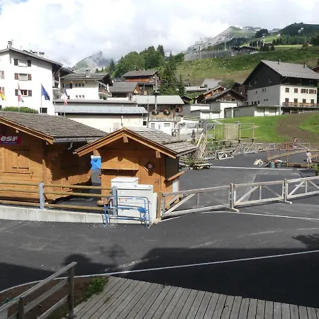Riviera 1 4 Pers Skis Aux Pieds Appartement *