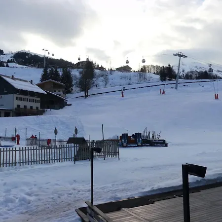 Appartement Riviera 1 4 Pers Skis Aux Pieds *