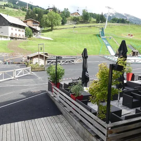 Appartement Riviera 1 4 Pers Skis Aux Pieds *